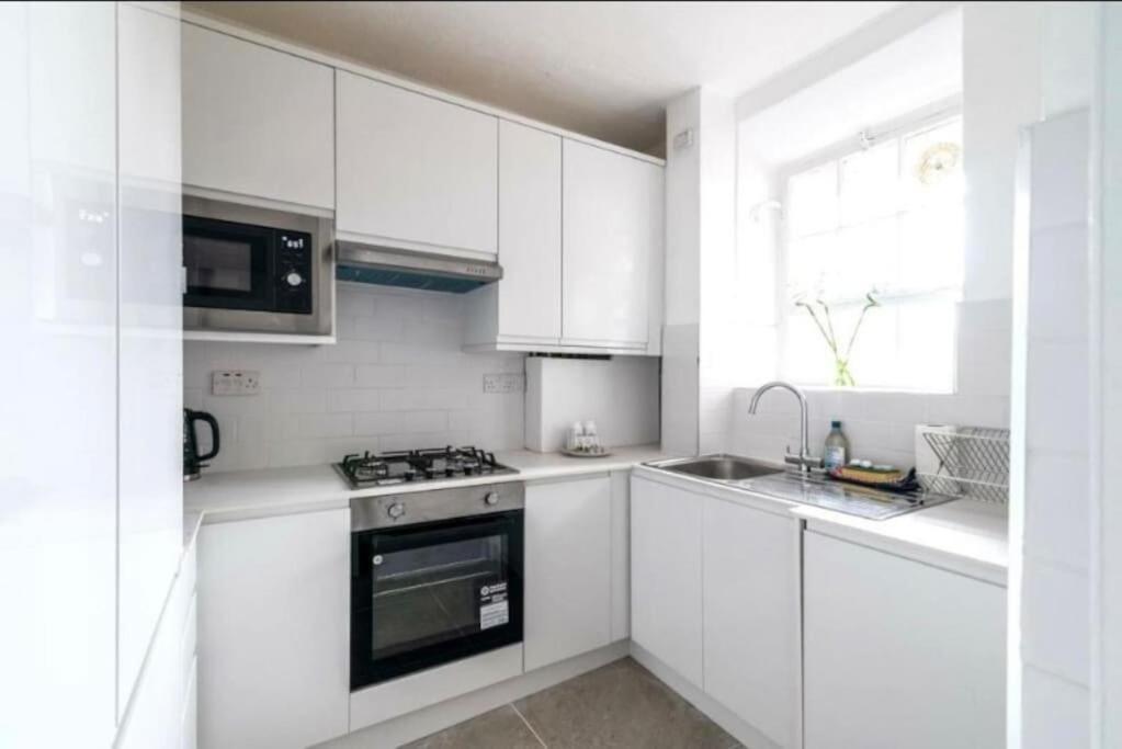 Modern Flat In Central Londra Exterior foto