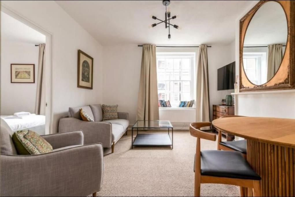 Modern Flat In Central Londra Exterior foto